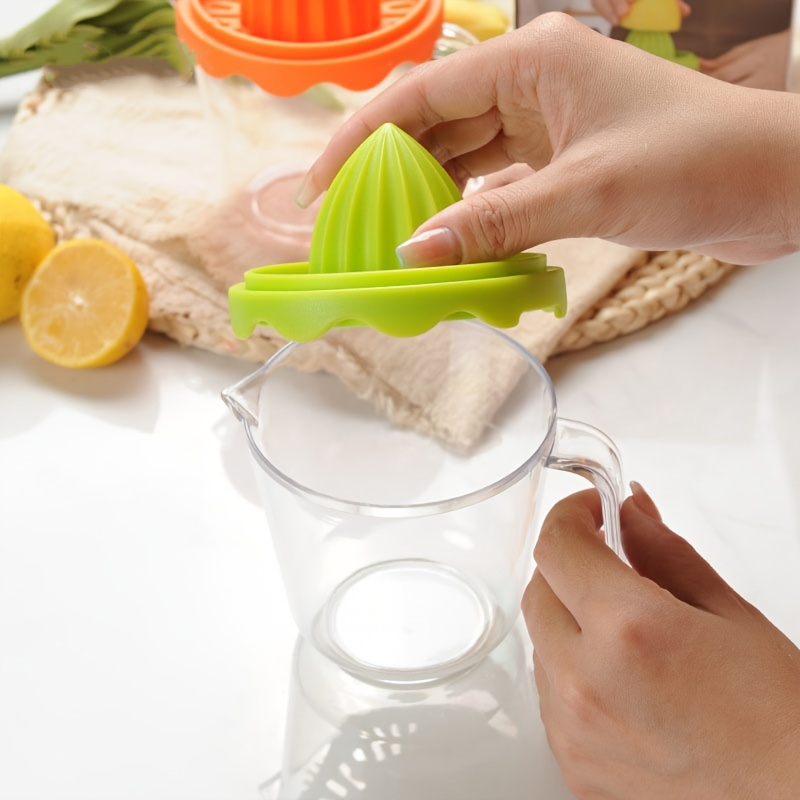 ポータブル手動ジューサー,プラスチック,レモン,スクイーザー - Citrus Lemon Squeezer のレビューと価格