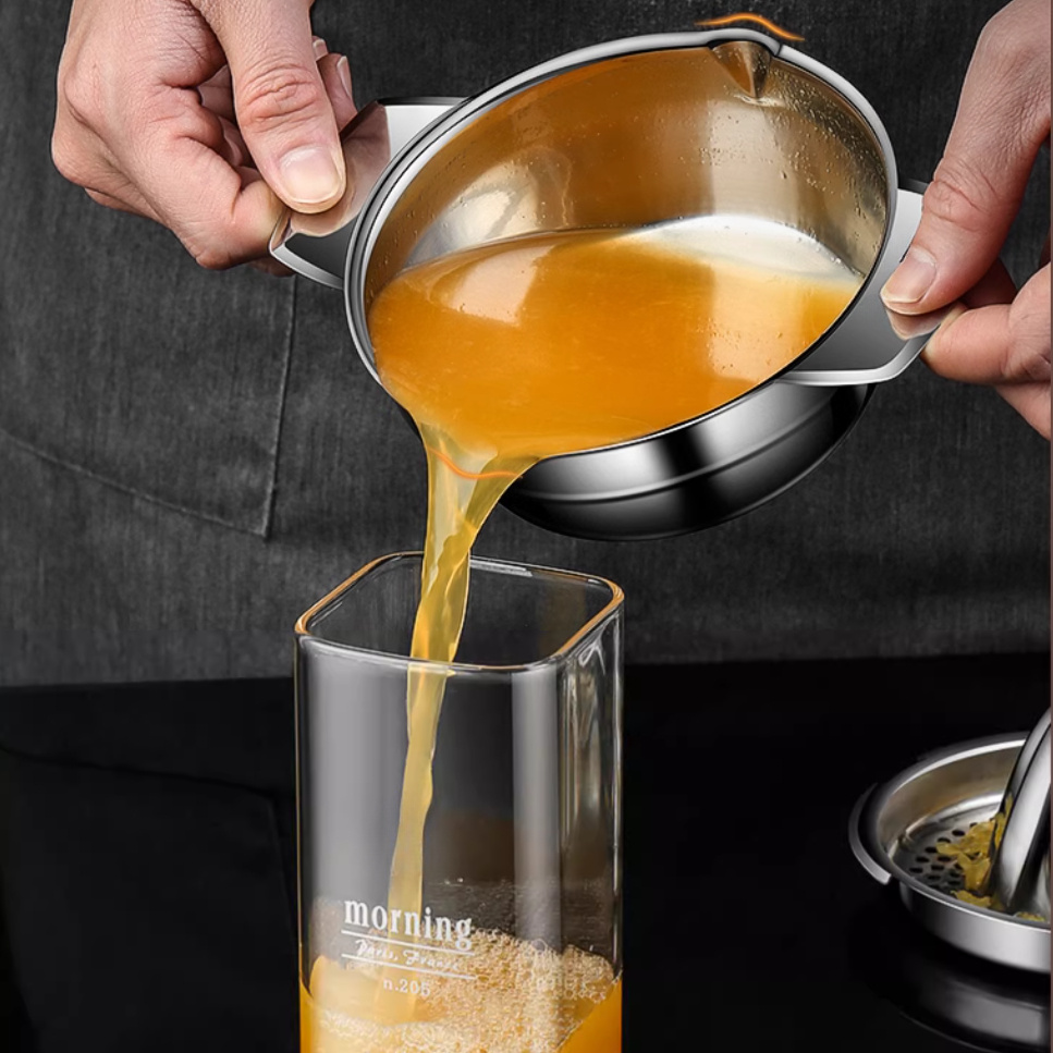 手動ステンレス製レモンオレンジ絞り器、柑橘類ジューサー、ボウ - Citrus Lemon Squeezer のレビューと価格